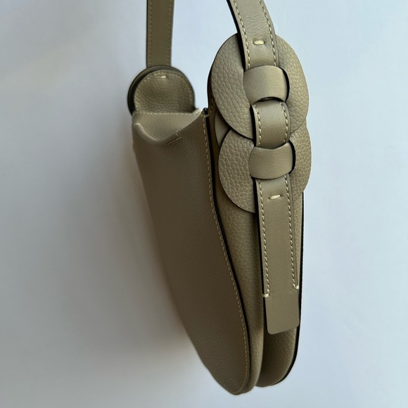 NWOT Chloe Darryl Phone Pouch Crossbody in Motty Grey - Picture 12 of 15